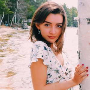 Meet your Posher, Abby